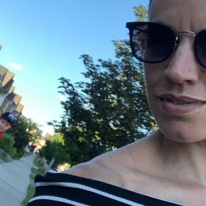 Meet your Posher, Sarah